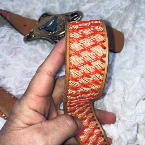 Vintage belt woven like orange and white design- silver gold horse belt buckle - Picture 4 of 9